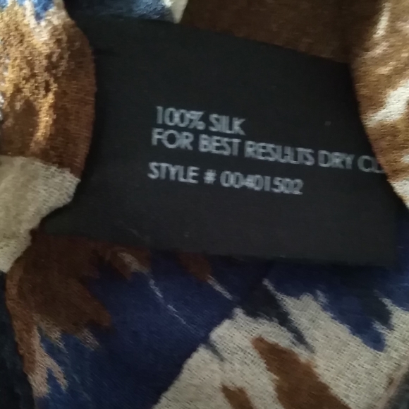 CLUB MONACO 💯% Silk Tiered Blouse - Picture 5 of 8